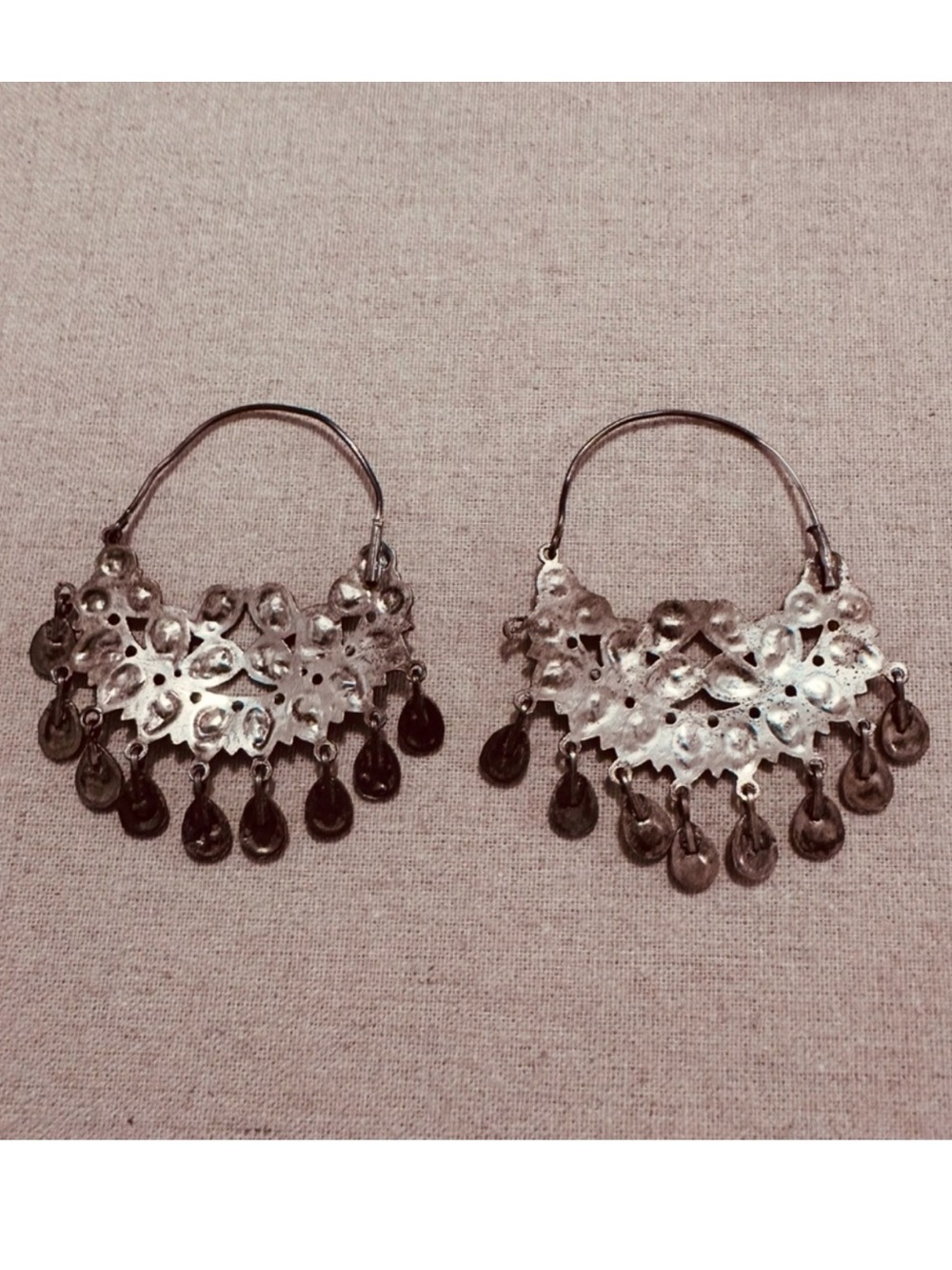 Kundan Silver Hoops - Picture 2 of 6